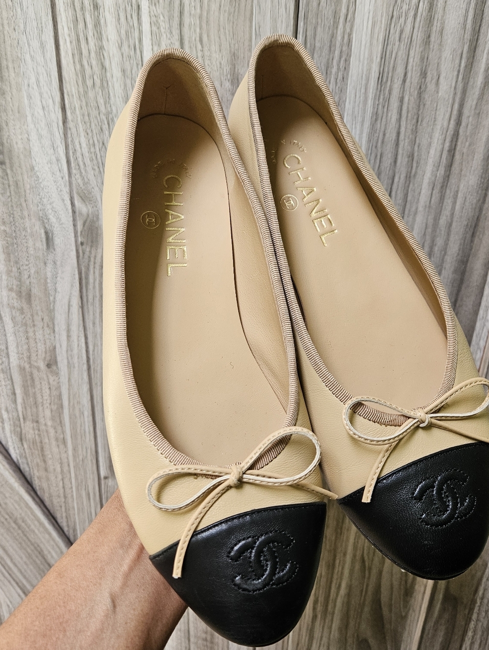 CHANEL Lambskin Cap Toe CC Ballerina Flats - Picture 5 of 15